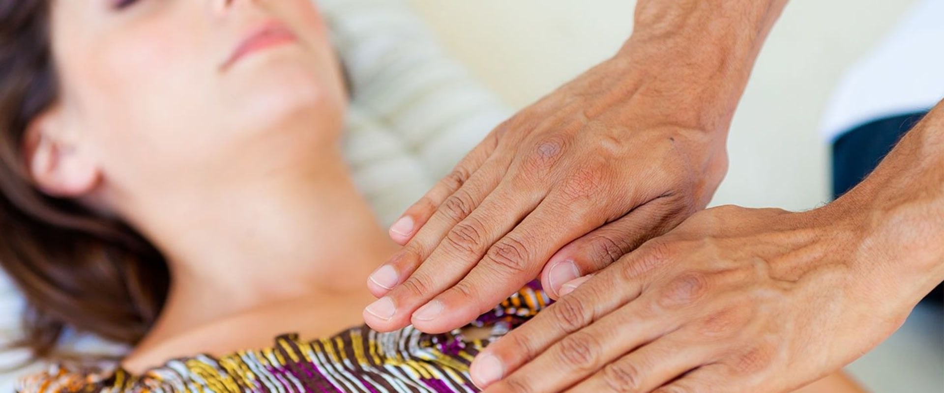 Reiki Healing at Medical Spas: A Holistic Approach to Wellness and Relaxation